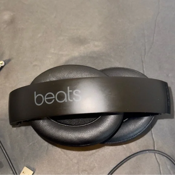 Beats Studio 3| noise canceling headphones black matte - Picture 5 of 7